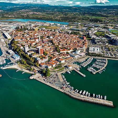Istrska Hisa Centurium Villa Marezige Buitenkant foto